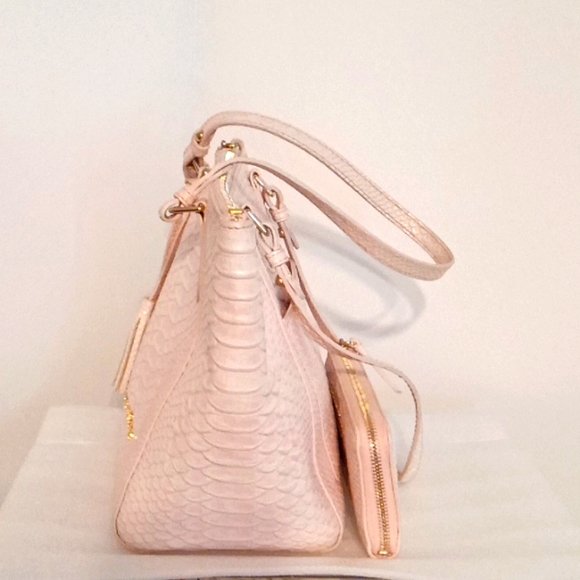 Dooney & Bourke 3pc Caldwell Maxine Snake Embossed Leather Tote & Wallet - Picture 11 of 17